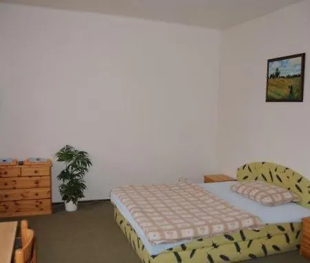 Pupendo 3* Hradec Králové